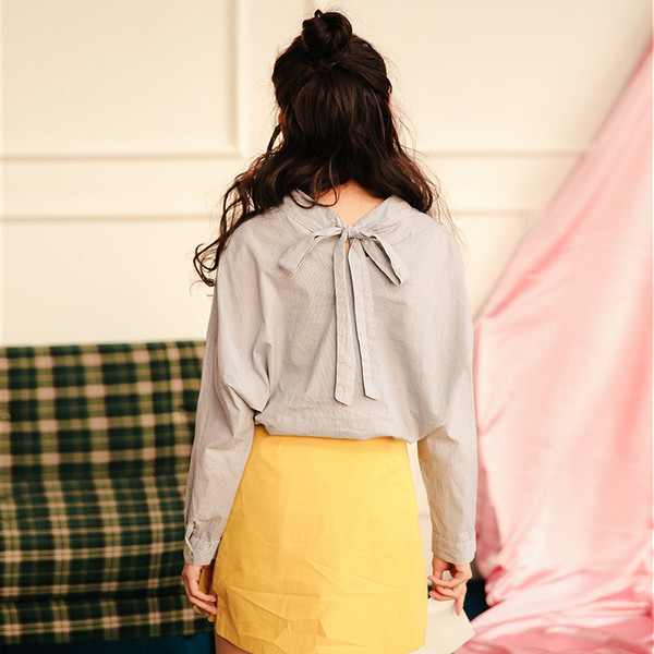 Camasa moderna de dama model lat cu panglica pe spate