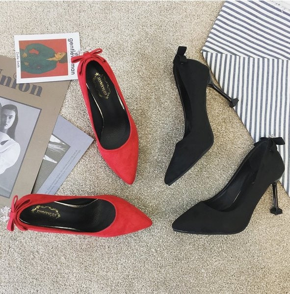 Pantofi eleganti de dama cu toc subtire cu decor panglica in negru si rosu