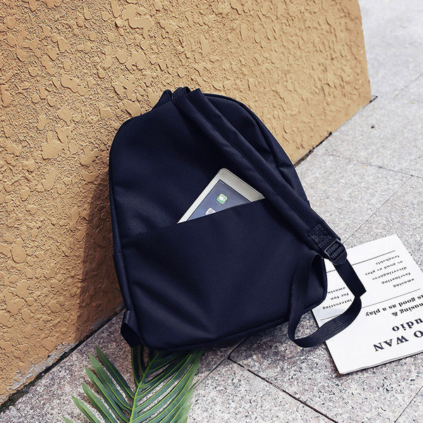 Rucsac casual dama cu aplicatii in alb si negru