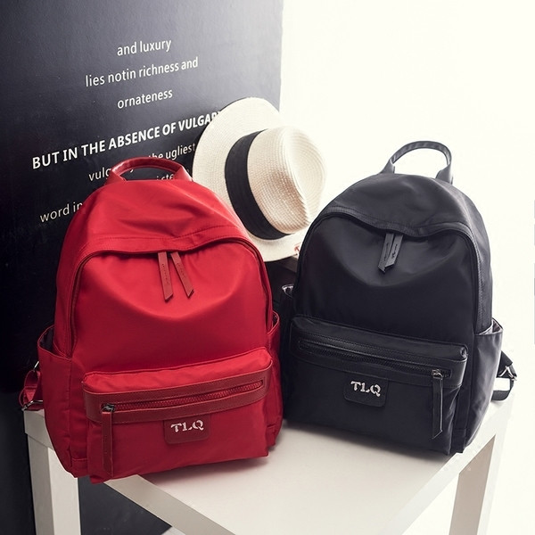 Rucsac de damă de zi cu zi - două modele