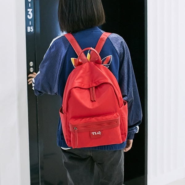 Rucsac de damă de zi cu zi - două modele