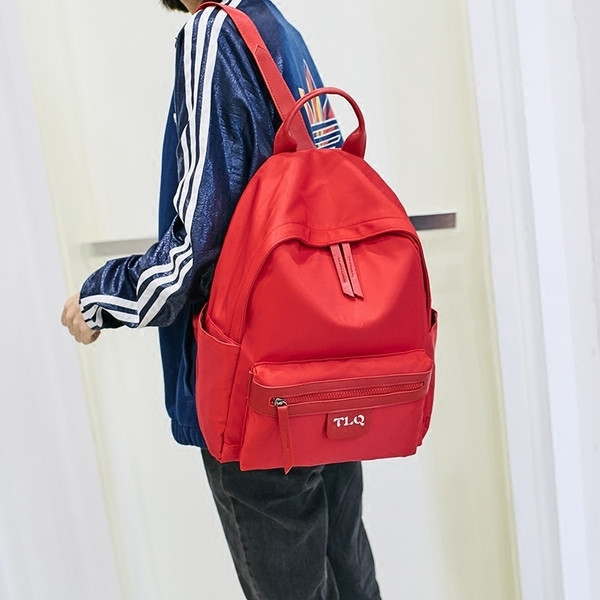 Rucsac de damă de zi cu zi - două modele