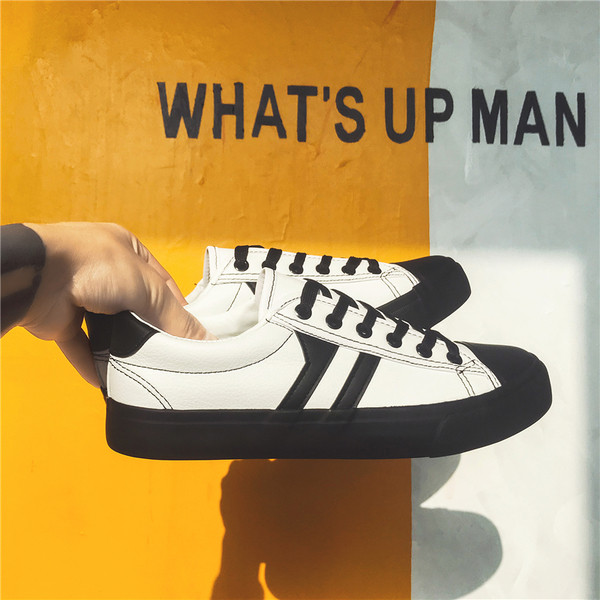 Tenisi moderni barbatesti din piele ecologica, tip adidasi