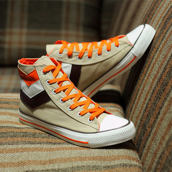 Adidași înalți pentru bărbați, decorați cu panglici colorate, potriviți pentru utilizarea de zi cu zi