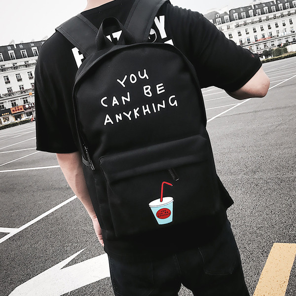 Rucsacuri pentru bărbați cu aplicații în negru