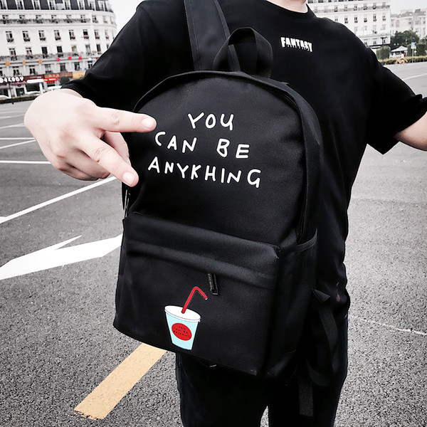 Rucsacuri pentru bărbați cu aplicații în negru