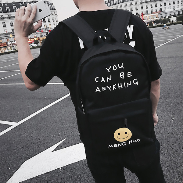 Rucsacuri pentru bărbați cu aplicații în negru