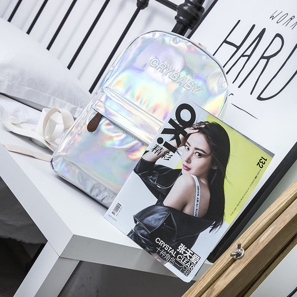 Rucsac elegant pentru femei, cu o inscripție cu un buzunar frontal cu fermoar - mai multe culori