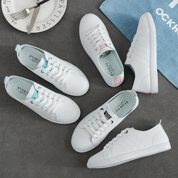 Γυναικεία καλοκαιρινά casual αθλητικά παπούτσια σε λευκό χρώμα 