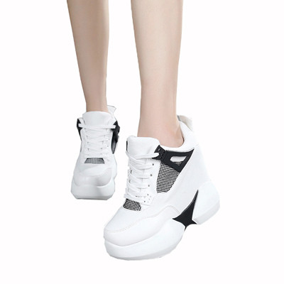 Γυναικεία καλοκαιρινά πάνινα παπούτσια σε διάφορα μοντέλα σε διάφορα χρώματα