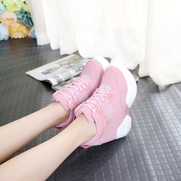 Γυναικεία καλοκαιρινά πάνινα παπούτσια σε διάφορα μοντέλα σε διάφορα χρώματα