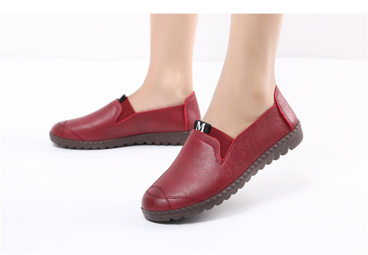 Pantofi casual din piele ecologica cu talpa aspra in visiniu si negru pentru doamne