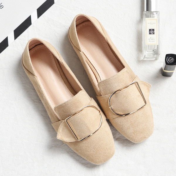 Pantofi dama din piele intoarsa cu catarama in culori proaspete