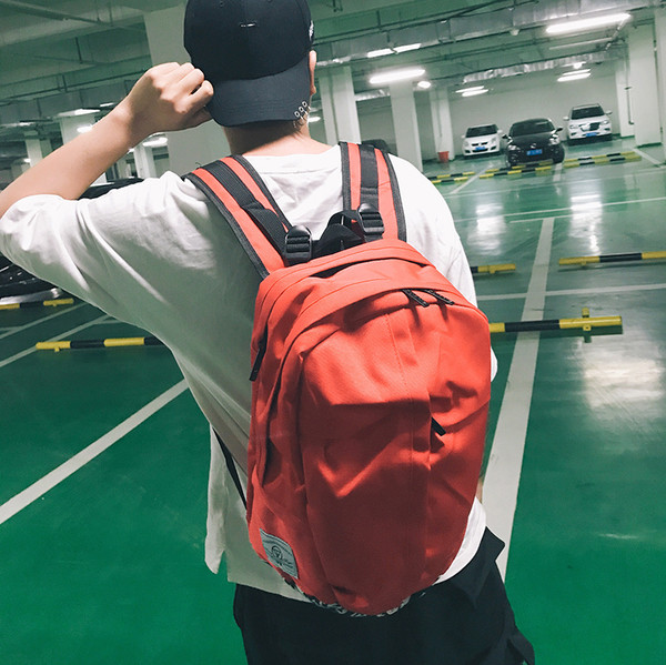 Rucsac de zi cu zi pentru bărbați - trei modele