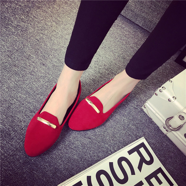 Pantofi de dama din piele intoarsa usor ascutita cu element metalic in mai multe culori