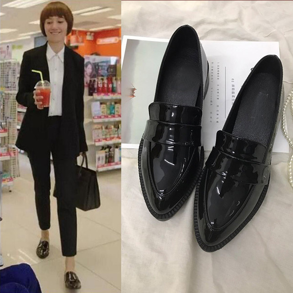 Pantofi eleganti din piele lacuita cu talpa groasa pentru doamne in negru