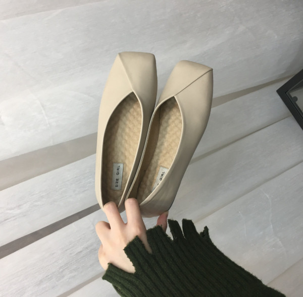 Pantofi de dama practici din piele ecologica in trei culori - negru, bej si maro