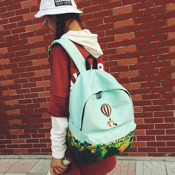 Rucsac de dama cu imprimeu interesant in mai multe culori