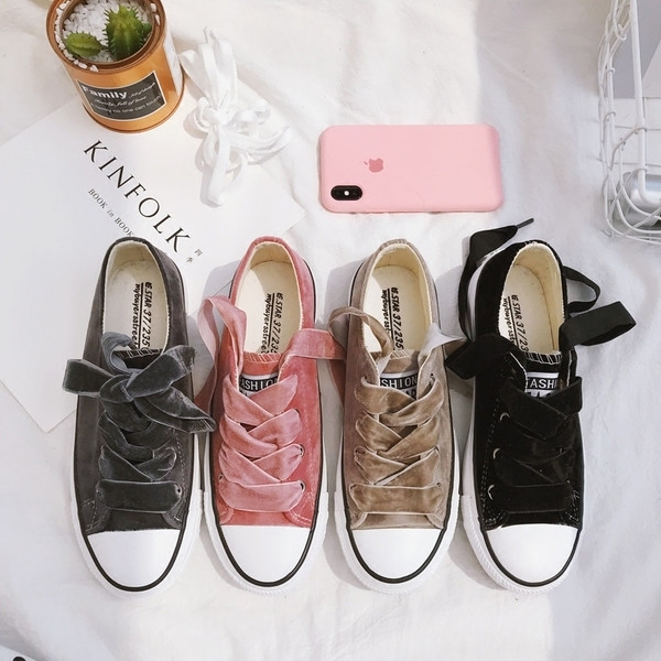 Tenisi dama cu cravate din piele intoarsa in mai multe culori