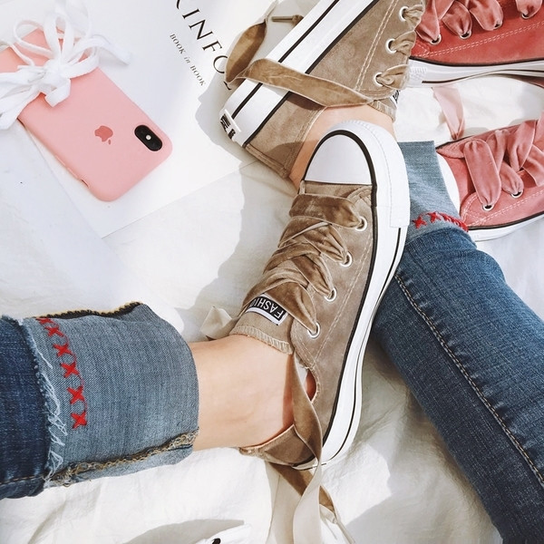 Tenisi dama cu cravate din piele intoarsa in mai multe culori