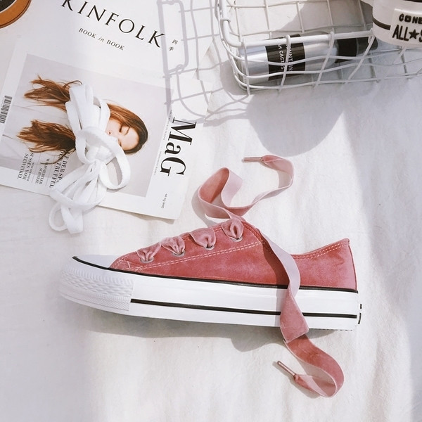 Tenisi dama cu cravate din piele intoarsa in mai multe culori