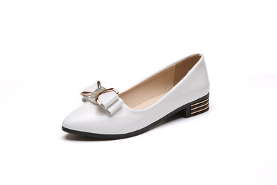 Модерни дамски лачени обувки с панделка в три цвята - бял, черен и розов