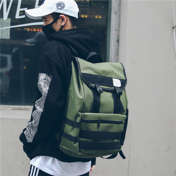 Ανδρικό σακίδιο κατάλληλο για ταξίδια σε διάφορα χρώματα