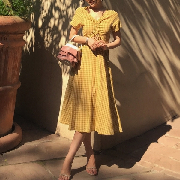 Rochie casual de dama cu maneci scurte stil retro in culoare galbena