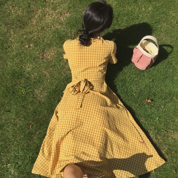 Rochie casual de dama cu maneci scurte stil retro in culoare galbena