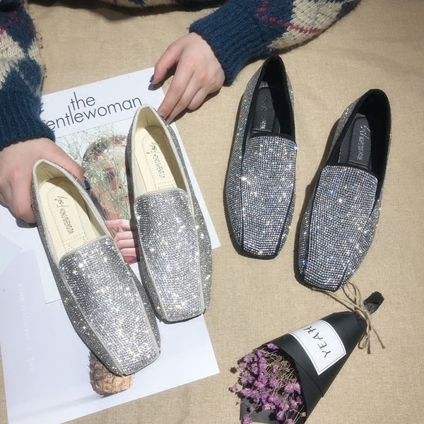 Pantofi moderni de dama cu strat de piatra in doua culori