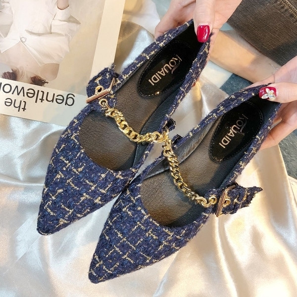 Γυναικεία παπούτσια από ύφασμα με μεταλλικό στοιχείο σε δύο χρώματα