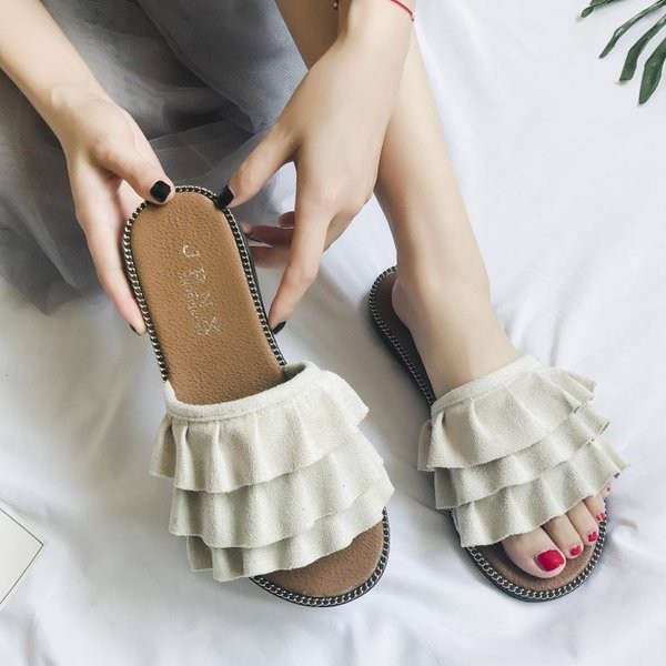 Papuci moderni de dama cu element cret si talpa joasa in trei culori