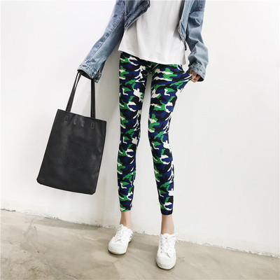 Napi női leggings terepszínű mintával