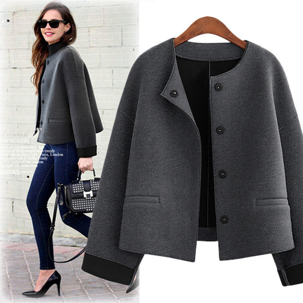 Jachetă clasică scurtă de damă cu mâneci lungi de culoare închisă