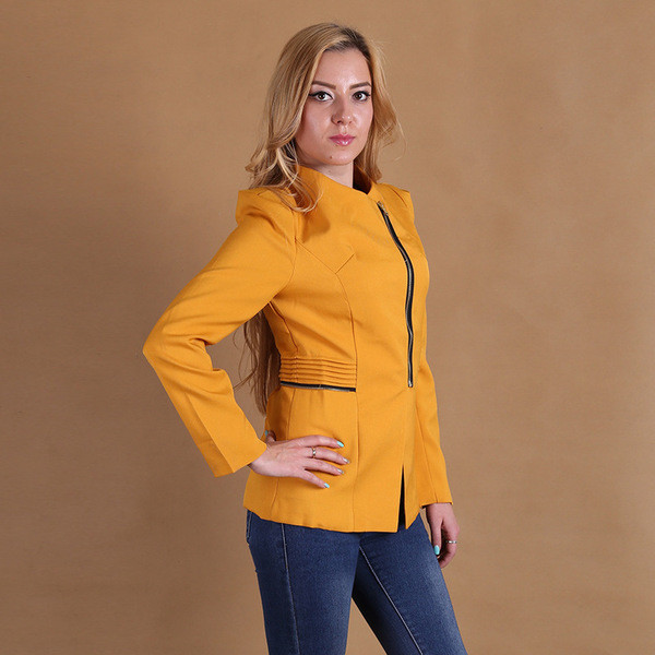 Stílusos női kabát oldalt rögzítéssel több színben