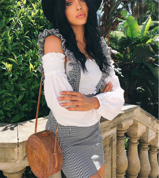 Μοντέρνα γυναικεία φούστα  κατάλληλη για τη καθημερινή ζωή