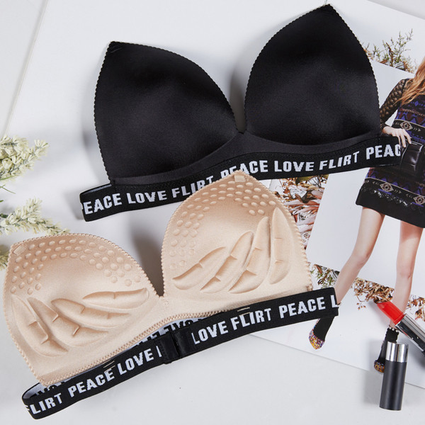 Κομψό γυναικεία σουτιέν με σταυρωμένα ιμάντα σε διάφορα χρώματα