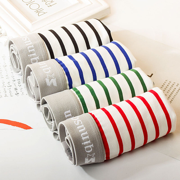 Мъжки боксерки - различни модели на райета - комплекти от четири броя в кутия