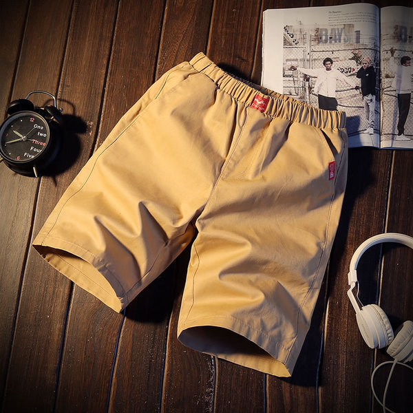 Férfi nyári rövidnadrág elasztikus derékkal, többféle színben