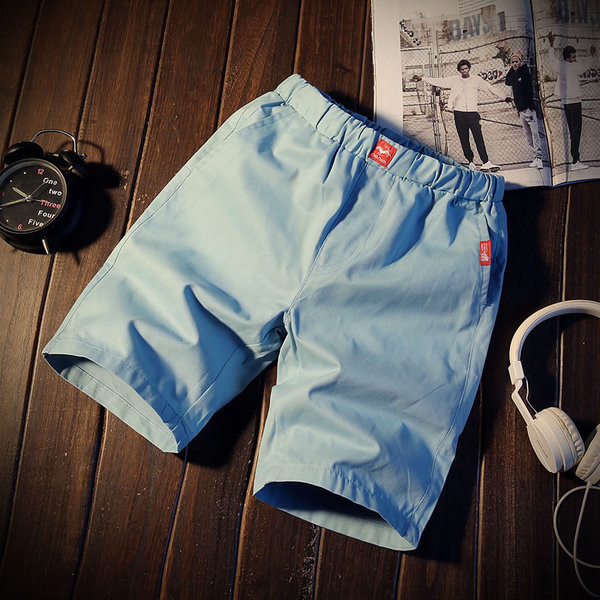 Férfi nyári rövidnadrág elasztikus derékkal, többféle színben