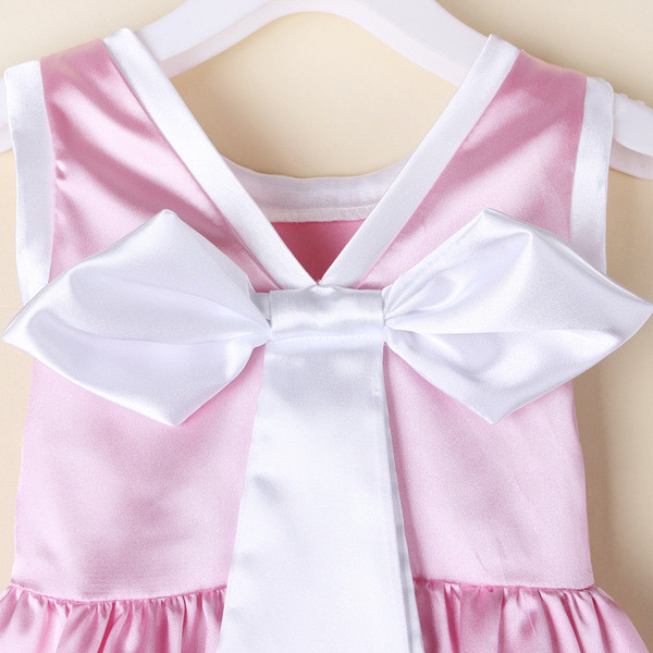 Rochie blândă autentică pentru copii pentru fete cu o panglică mare pe spate, de culoare roz