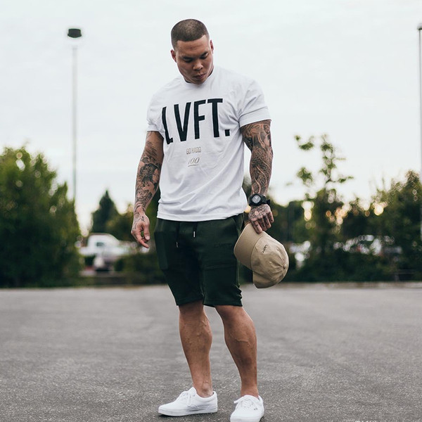 Pantaloni scurți sport pentru bărbați în două culori