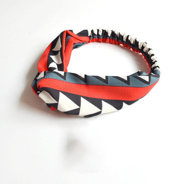 Stílusos női hajgumi színes motívumokkal