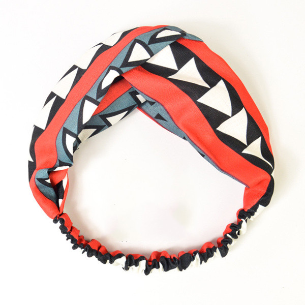 Stílusos női hajgumi színes motívumokkal