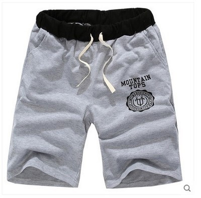 Pantaloni scurți pentru bărbați cu imprimeu