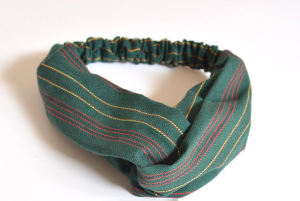 Női hajkiegészítő három csíkos színben