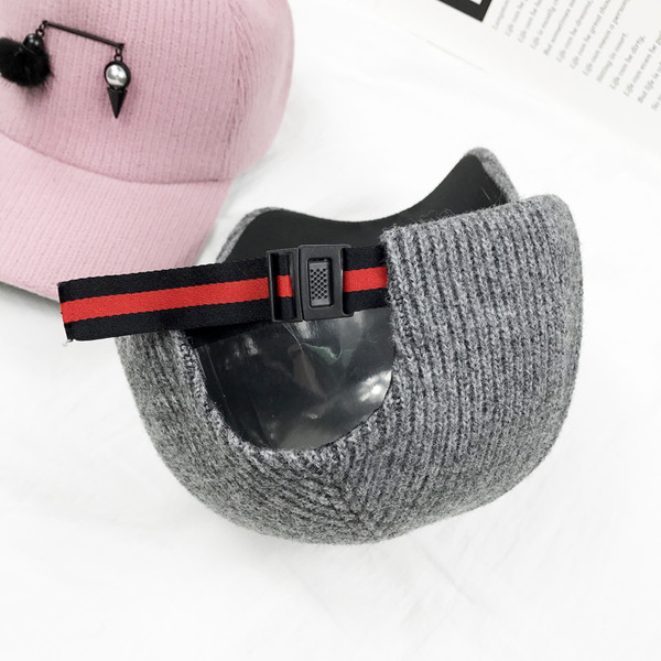 Palarie casual dama cu decor in patru culori