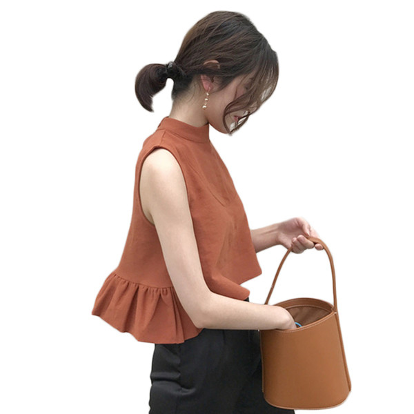 Stílusos női felső O-alakú gallérral, két színben