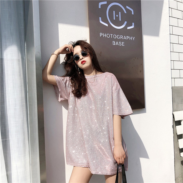 Stílusos női tunika rövid ujjal, négy színben, fényes részecskékkel