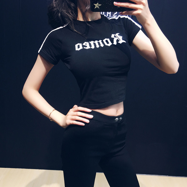 Lezser női rövid póló több színben felirattal